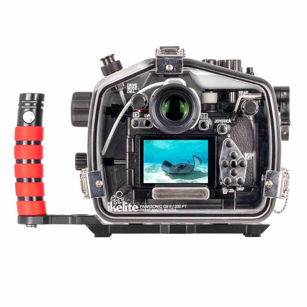 Ikelite 200DL Housing for Panasonic Lumix Mirrorless Cameras (G9 III, S5 II, S5 IIX ...) Ikelite 200DL Housing for Panasonic Lumix Mirrorless Cameras (G9 III, S5 II, S5 IIX ...)